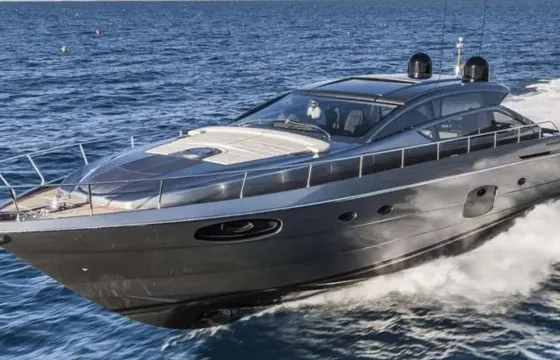 65ft Pershing Express Motor Yacht. Enjoy the Hamptons in Style!