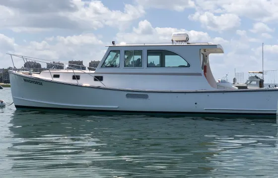 38' Power downeast cruiser yacht in Hull or  Boston