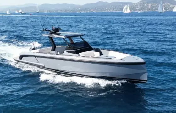 Vanquish 40 - Saint Tropez