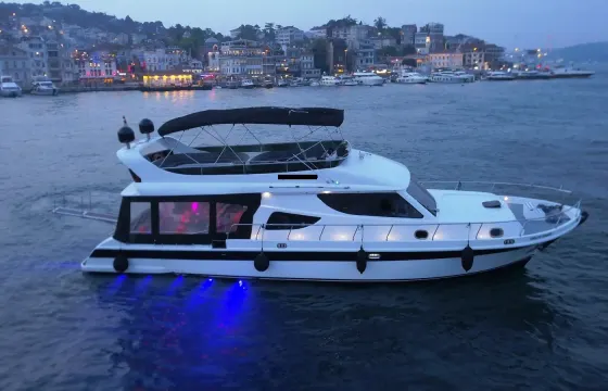 Endless Summer Yacht 18M for Celebrations