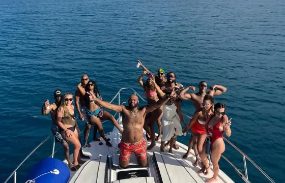 Sea Ray Sedan Bridge Yacht Private Charter- Select Package