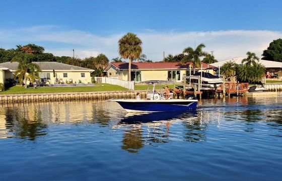 **Look Here** Right On The Clearwater Intercoastal Center Console Merc 200hp