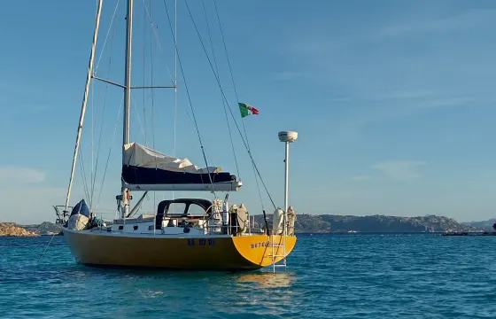 Beteljeuse Sailing Yacht