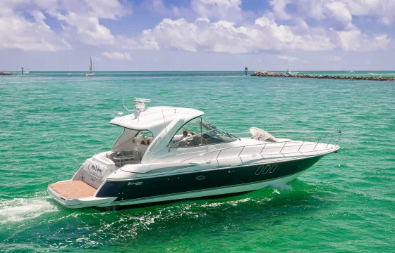 Luxury Yacht in Destin