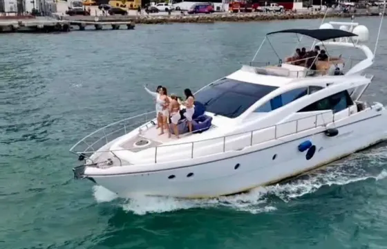 Aicon 67 Fly – Elite Luxury Yacht Experience
