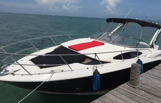 Regal 35 footer in Cancun-Isla Mujeres