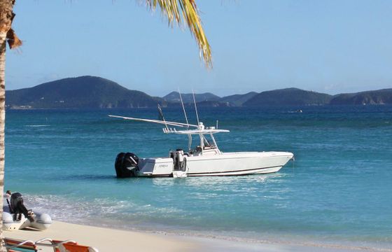 35 ft Intrepid Center Console Rental in Cruz Bay