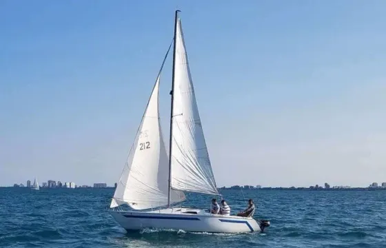 Beautiful Ranger 22 Sailboat for rent in Chicago's Monroe Harbor