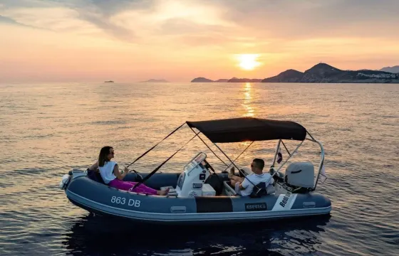 Wakeboard, Skii, Tender Rib Tender Boat 450