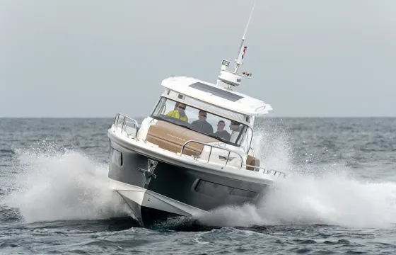 Nimbus T11 Motor Yacht for Rent in Sukošan, deliver the vessel from Pag to Split