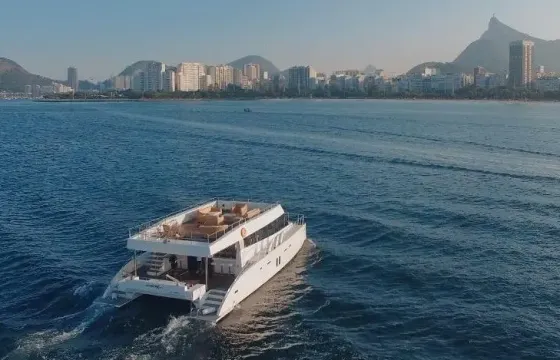 Charter a Power Cat for up to 60 people in Rio de Janeiro, Brazil