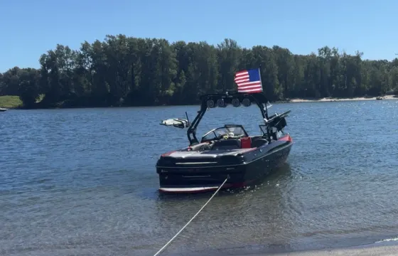 Moomba Wake Boat For Rent in Gresham, Oregon!