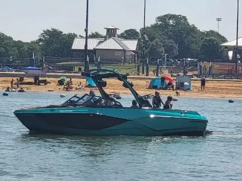 **FOR RENT: 2023 25ft Malibu LSV** Gas Included