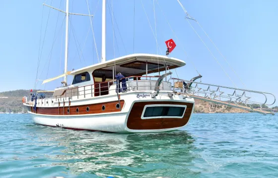 Luxury gulet with a capacity of 10 people in Gocek region(2022 Model)
