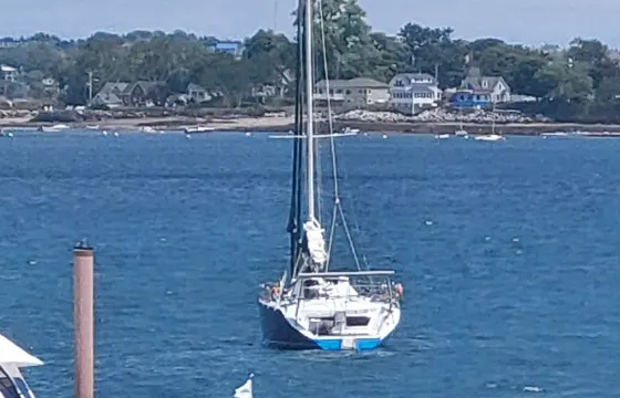 Day and term sailing charters out New Bedford, Massachusetts and Cape Cod.