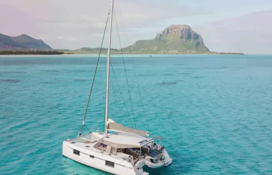 Nautitech 40ft Catamaran