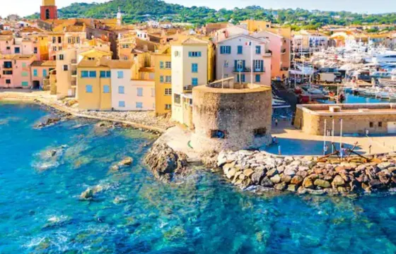 Sailing cruise between Porquerolles and Saint Tropez