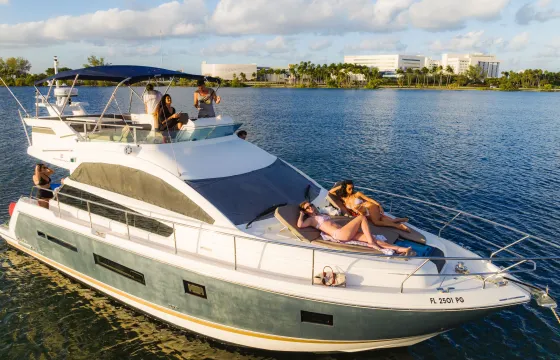 NEW 45' FARLINE SQUADRON - LUXURY YACHTING IN THE HEART OF EDGEWATER / VENETIAN!