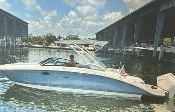 2023 Sea Ray 270 SDX Rental on Saint Pete Beach, Florida