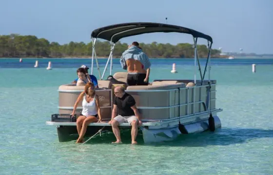 12ppl Mercury Pontoon Bentley - Fuel included