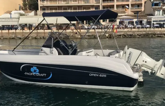 Pacific Craft 625 Deck Boat Rental in Port d'Andratx, Illes Balears