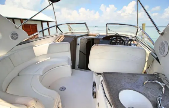 Book 6 hrs and Get 1 hr free! Great Deal In Cancun | 35ft Regal Yacht
