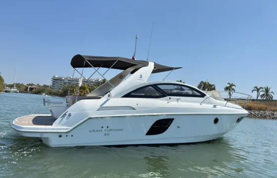 QUIET UNO GT35 - Beneteau Gran Turismo Performance Cruiser | Puerto Vallarta