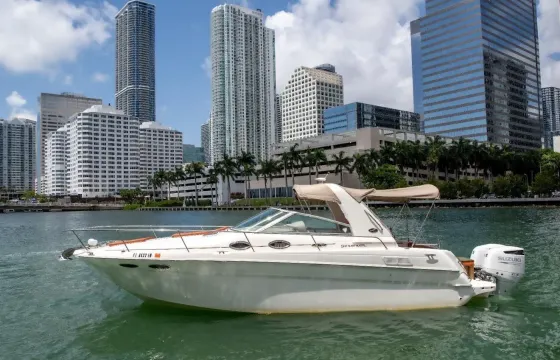 Miami Boat Charter Coral Sea/ BOOK 4 HOURS, GET 1 FREE