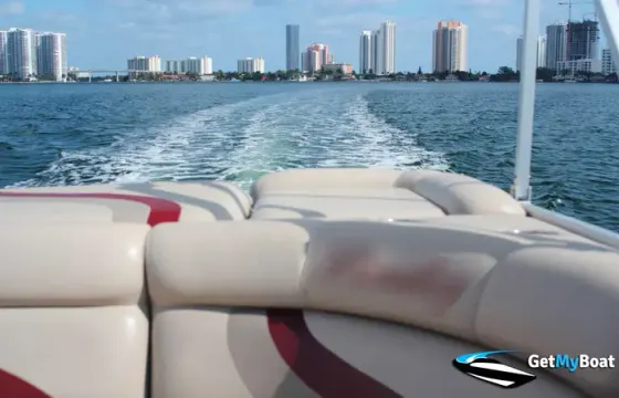 Brand New 24ft Pontoon Boat for Scenic Adventures in Aventura