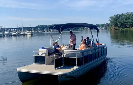 26′ Bennington Pontoon | Adventure Awaits | Seats 12