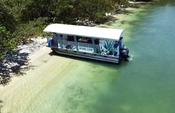 Luxury Miami Boat Experience – Party & Chill | 35ft Trident Pontoon