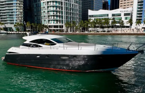 Your Perfect Getaway: 109ft Pershing Mega Yacht In Miami