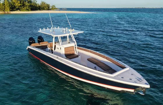 35ft Marlago for Charter Snorkeling, pigs, turtles & more Nassau, Bahamas