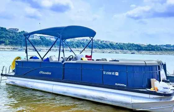 Manitou 24 Aurora Tritoon | Making memories you'll never forget!