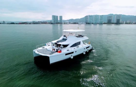 51ft Power Catamaran for All Inclusive Experience