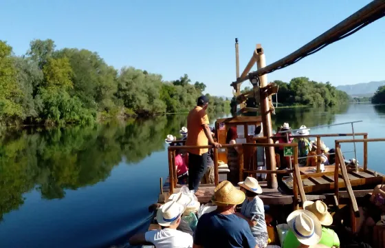 Guided Ebro River Boat Cruises  - 60 Minutes