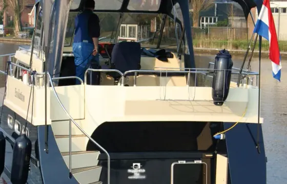 41' ReLine 1260 Limited Ed. Motor Yacht Rental in Drachten - Friesland, Netherlands
