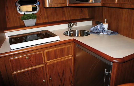 41' ReLine 1260 Limited Ed. Motor Yacht Rental in Drachten - Friesland, Netherlands