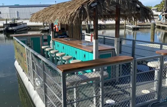 Custom 27ft - Captained Custom Tiki Bar/Boat With Soundsystem