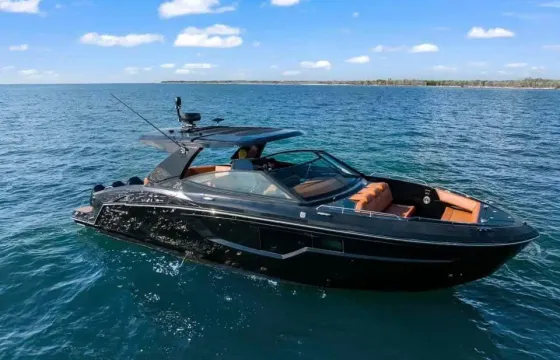 Cruiser Yacht 38 GLS Luxury Charter Day Boat! RATE IS ALL INCLUSIVE!