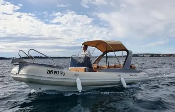 RIB Boat SHARK 23 - 7m - 2020