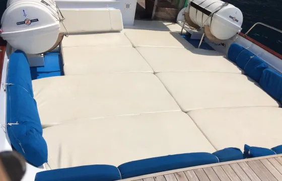 Remarkable Boat Trip Around Amalfi Coast Aboard 44' Motor Yacht