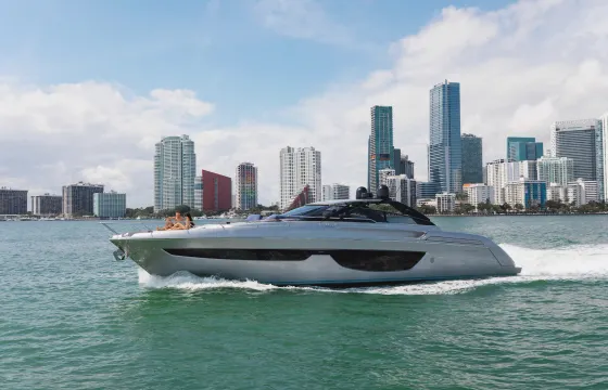 Brand New Convertible Riva 76 Bahamas Motor Yacht - NY