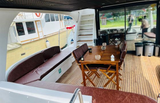 Exclusive 39ft Private Yacht Experience on the Istanbul Bosphorus