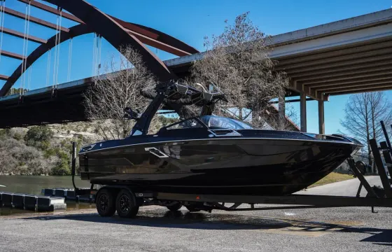 Luxury Surf Boat on Lake Georgetown