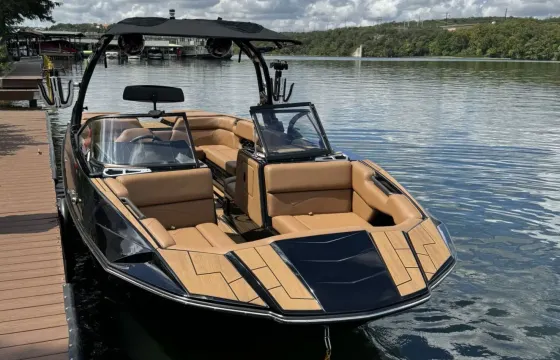 Best Surf/Bach/Party Boat: 26' Moomba Tykon on Lake Austin