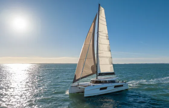 New Luxury 48ft Catamaran based in the Poole Harbour - Ultimate South Coast Day