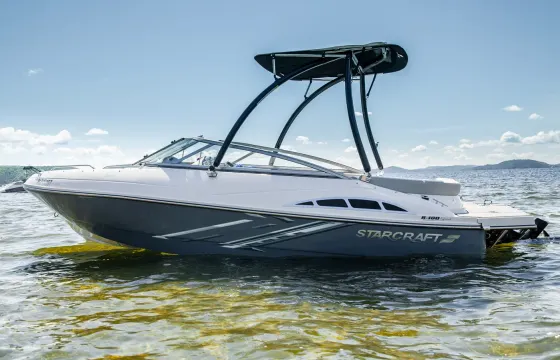 Amazing Starcraft Sport Bowrider Rental in Montréal, Québec