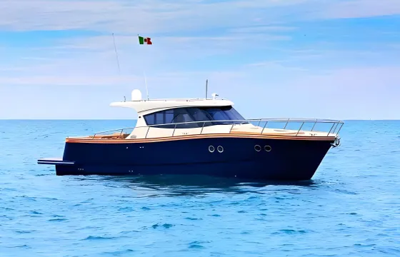 Capri Private Boat Tour with 39ft 2018 Lobster Baumarine Yacht