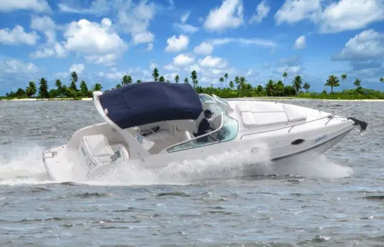 29ft Magna Zuruca Motor Yacht Rental in Rio de Janeiro, Brazil